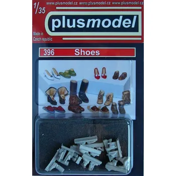 Plastikový model Plusmodel 1/35 Shoes (23 pcs.)