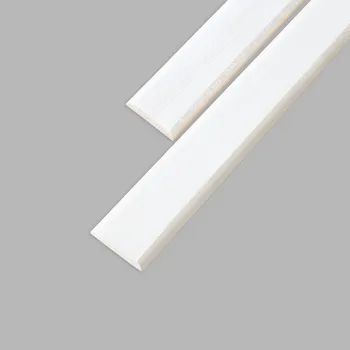 soklová lišta Smrková Lišta Plochá Zakulacená 10 x 50 mm