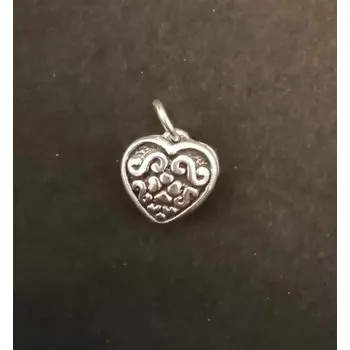 Přívěsek Malé zdobené srdíčko - přívěsek ze stříbra
