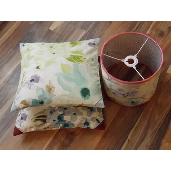 Květinové stínidlo lampy, průměr 25 cm