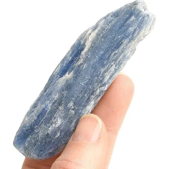 Přírodní kámen Disten přírodní krystal z Brazílie 52g