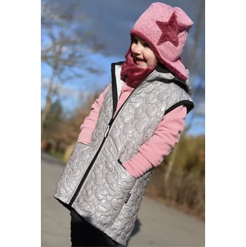 Dívčí vesta světle šedá vesta se srdíčky