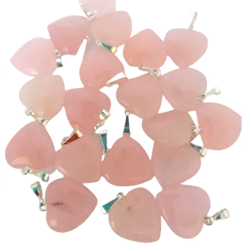 Přívěsek Přívěsek růženínové srdíčko malé 1,5 cm