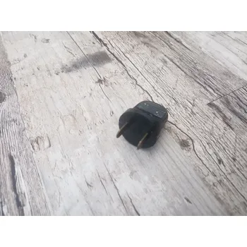 vypínač a zásuvka DANAPO Staré bakelitová zásuvka vidlice 10A 6A rozdvojka roztrojka Varianta: zásuvka plochý kontakt