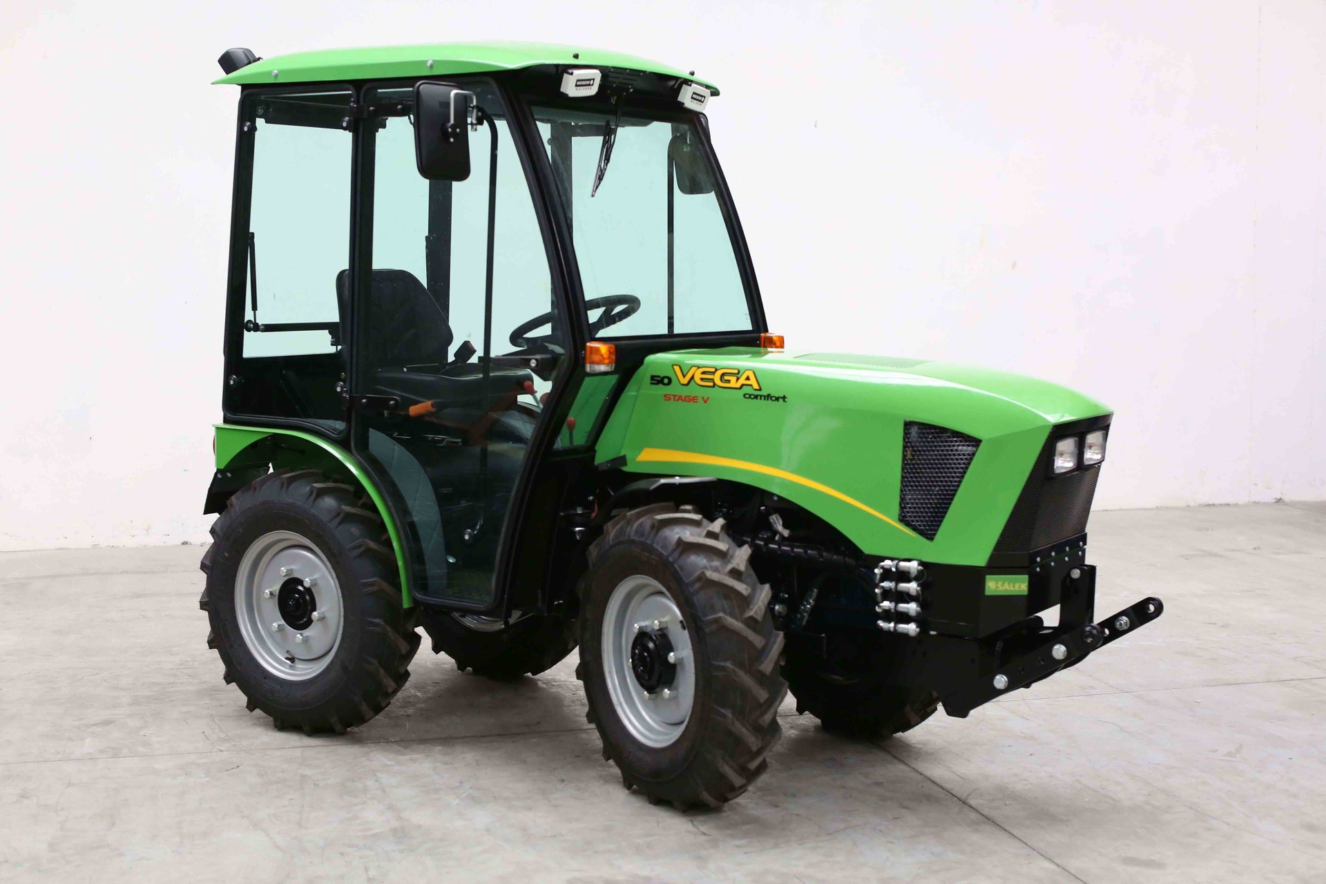 Šálek s.r.o. | Malotraktor ŠÁLEK Vega Comfort 36-47 HP - KOHLER KDW 1404