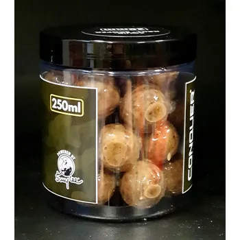 Boilies Conquer boosterované boilies Element 250g Příchuť: Robin Red - Forest Fruit 20mm