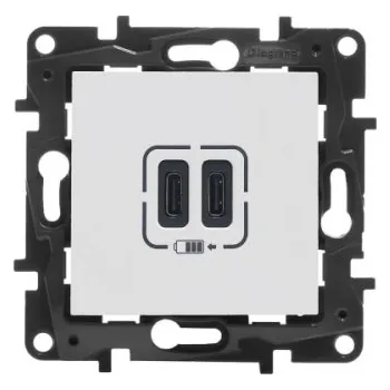 Transformátor Legrand Niloé Step nabíječka USB C bílá 1,5A 863139