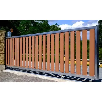 Pohon brány Výplň PILWOOD 1m2 - svislá dřevoplastová výplň pro hliníkové brány - cena za 1m2