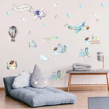 Samolepící dekorace LuxusniObrazy.cz Samolepky na zeď – Vzhůru do oblak se jménem