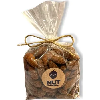 Nutworld.cz Mandle UZENÉ v celofánu 200g