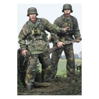 Plastikový model Alpine Miniatures 1/35 12 SS Grenadier Set (2 figures)
