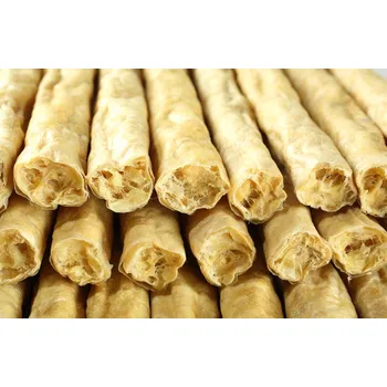 Pamlsek pro psa Mira Mar Bow Wow! Naturální tyč s Yuccou