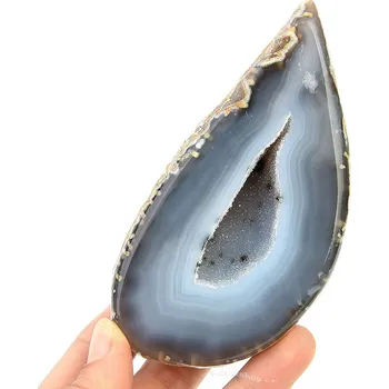 Přírodní kámen Achát geoda s dutinou 377 g