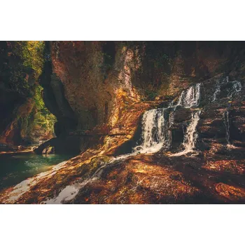 Fototapeta DIMEX | Vliesová fototapeta Martvili Canyon MS-5-3195 | 375 x 250 cm | zelená, bílá, hnědá + Vliesová fototapeta na stěnu DIMEX Martvili Canyon MS53195 v rozměru 375 x 250 cm + lepidlo zdarma