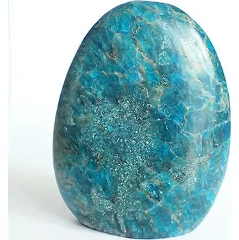 Přírodní kámen Apatit z Madagaskaru