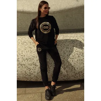 Značková souprava z veluru se zlatým logem - Černá L/XL Barva: Černá, Velikost: L/XL