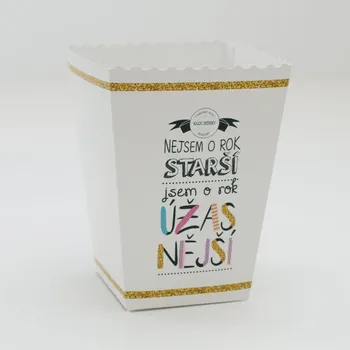 Party nádobí Krabička na popcorn - o rok úžasnější - 1 ks