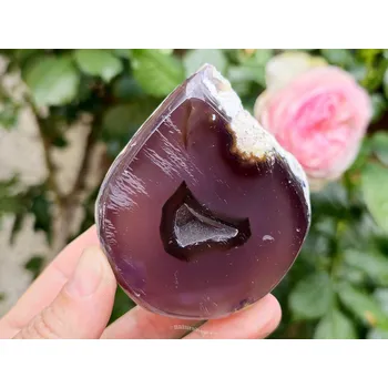 Přírodní kámen Achátová geoda s dutinkou 206g Brazílie