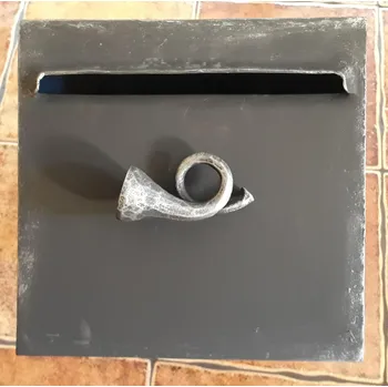 Poštovní schránka Poštovní schránka prohazovací s trumpetkou