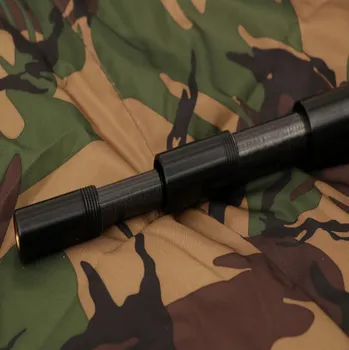 Podběrák Gardner rukojeť k podběráku Specialist Landing Net 4m (Robustní a pevná rukojeť k podběráku.)