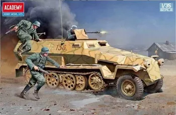 Plastikový model Academy German Sd.kfz.251/1 Ausf.C 1:35
