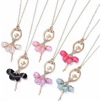 Náhrdelník Náhrdelník BALETKA s kamínky na řetízku, zlatý Barva: Černá