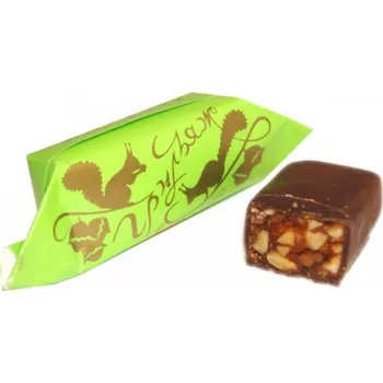 Bonbon GRILJAŽ ROT FRONT karamel a ořechy