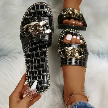 Dámské pantofle Dámské pantofle se zlatým řetězem Barva: Černá, Velikost EUR: 40