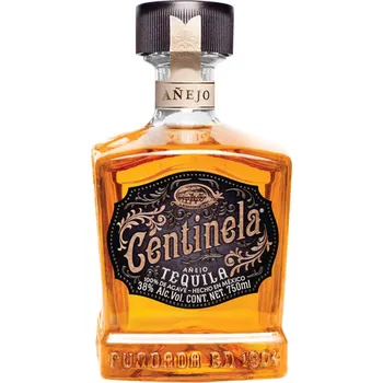 Tequila Centinela Anejo Tequila 38 % 0,7 l