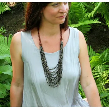 Náhrdelník Náhrdelník Kasandra, černo-stříbrno-zlatý