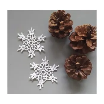 Vánoční ozdoba Háčkovaná vánoční ozdoba - vločka 6 cm 6 cm bílá