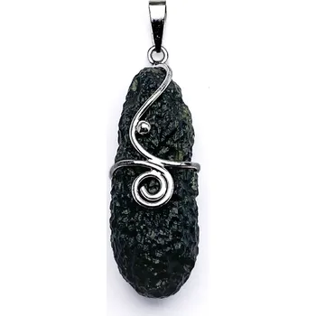 Přívěsek Stříbrný přívěsek s neopracovaným vltavínem 4,0cm. x 1,5cm.