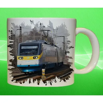 hrnek s lokomotivou 682 004-7 450ml