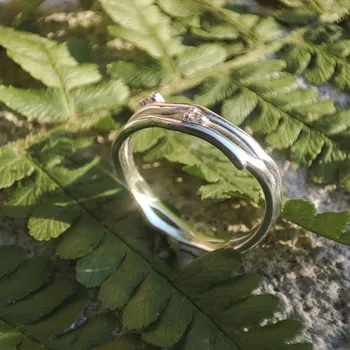 Prsten Prstýnkárna Stříbrný větvičkový prsten Thea s kubickými zirkony AG 925 ≤ 1,9 g Velikost prstenu: 7 (54/55)