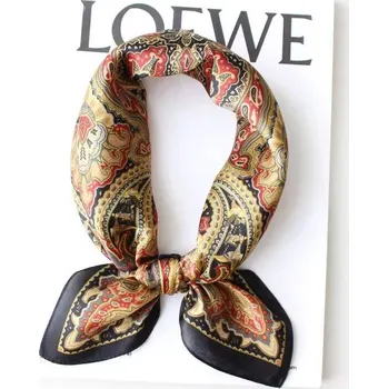 Šátek Hedvábný šátek Zlato-červený s ornamenty 53x53 cm v dárkovém balení, HEDVÁBNÝ SVĚT