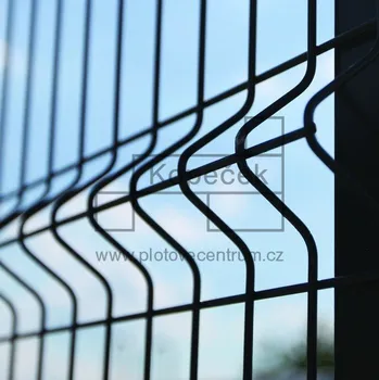Plot Svařovaný plotový panel BRAVO 3D LIGHT poplastovaný 1730 mm s vodorovným prolisem | antracitová šedá RAL 7016 | oko 50 × 200 mm | drát 4,0 mm