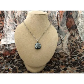 Řetízek Dubový skřítek Řetízek s přívěskem z hematitu 3– síla minerálu v elegantním designu