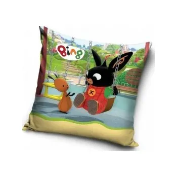 Povlak na dekorativní polštářek CARBOTEX - Dětský povlak na polštářek / polštář zajíček Bing a Flop na houpačce / 40 x 40 cm