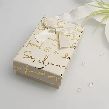 Dárková krabička Dárková krabička obdélník - nápisy krémová