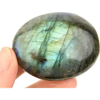 Přírodní kámen Hladký labradorit Madagaskar 86g