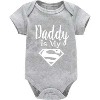 Kojenecké oblečení Superman Bavlněné kojenecké body s vtipným potiskem "Daddy is my Superman" (vel. 0-24 měs.) Barva: šedá + bílý potisk, Velikost: 9-12 měsíců