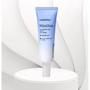 Přípravek na opalování MEDI-PEEL - Mooltox Hyaluronic Acid Air Fit Sun Cream SPF 50+ PA++++ - Hydratační SPF s kyselinou hyaluronovou - 50 ml