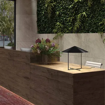 Lampička LEDS-C4 Big LED stolní lampa s funkcí CCT černá metalíza 1 x 12 W LED - Doprava zdarma