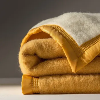 přikrývka Blancheporte Dvoubarevná vlněná přikrývka 800g/m2 medová 220x240 cm