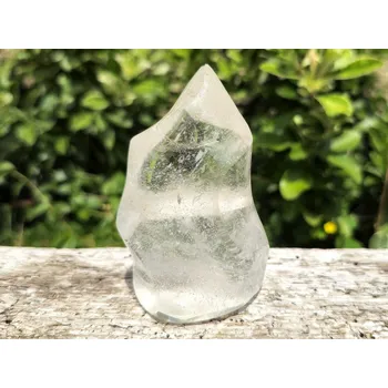 Přírodní kámen Plamen hladký křišťál Madagaskar 226g