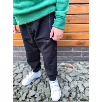 Dívčí mikina Stylové chlapecké tepláky AIR černé, Velikost 12-13 roků