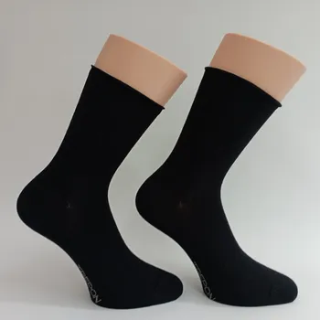 Dámské ponožky Zdravotní BAMBUSOVÉ ponožky TREPON ROLLED ČERNÉ s nesvírajícím ruličkovým lemem velikosti ponožek: 26-27 ( EUR vel. 39-41)