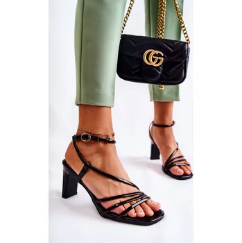 Dámské sandále Klasické lakované sandály na podpatku Milani Barva: Černá, Velikost: 37