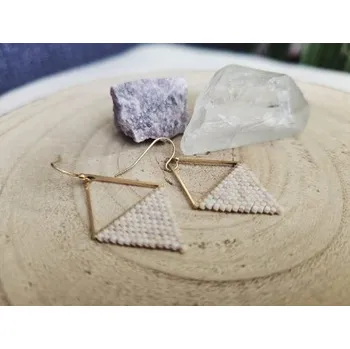 Náušnice Prosperk Šité náušnice z korálků TRIANGL béžové - Petrael 28365