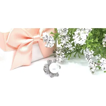 Řetízek Jan Kos Jewellery Stříbrná brož s perlou 12115529